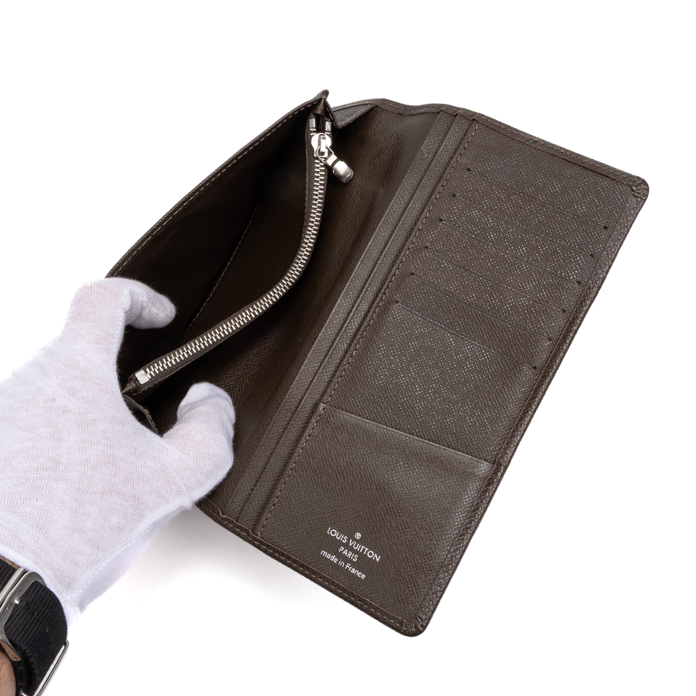 Louis Vuitton Brazza Wallet - Picture 8 of 9